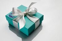 customer-service-tiffany-box